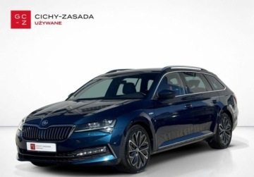 Skoda Superb III Kombi Facelifting 2.0 TDI SCR 200KM 2023 Skoda Superb LK 2.0TDI 200KM DSG Canton SkoraWentyl. HAK LED Matrix Alu18