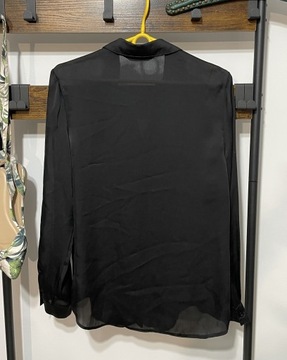 22 koszula czarna satynowa nowoczesna długa praca biuro New look M