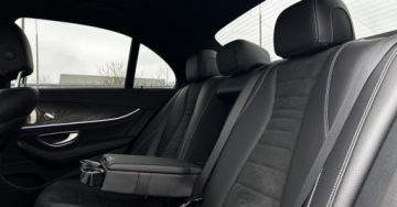 Mercedes Klasa E W214 Sedan 2.0 220d 197KM 2023 Mercedes-Benz Klasa E SalonPL AMG Line Multibeam LED Kamera360 Burmester F, zdjęcie 26