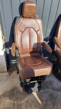 PACIFIC 2016-2022R SEDADLA PRAVÝ ZADNÍ OMEZENÍ