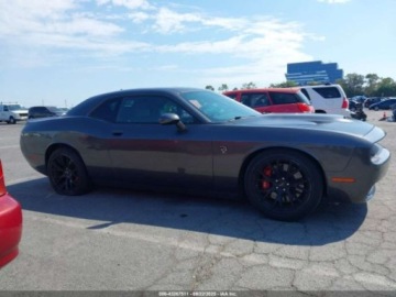 Dodge Challenger III 2016 Dodge Challenger 2016, SRT, 6.2L, Hellcat 6.2 Benzyna 707KM, zdjęcie 3