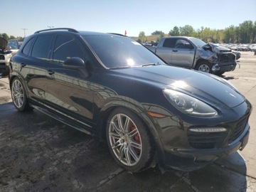 Porsche Cayenne II SUV 4.8 V8 420KM 2013 Porsche Cayenne 2013 Porsche Cayenne GTS 4.8 Benzyna 420KM, zdjęcie 2