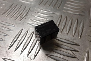 RELÉ MITSUBISHI OUTLANDER III (GG_W GF_W ZJ) 8627A030 2.0L 2019