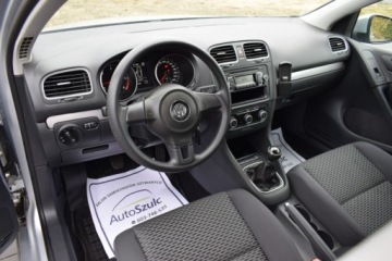 Volkswagen Golf VI Hatchback 5d 1.6 TDI-CR DPF BlueMotion 105KM 2010 Volkswagen Golf 1.6 TDI, 5-Drzwi, Sprowadzony, Miejski, Zadbany, Rok Gwara, zdjęcie 13