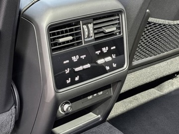 Porsche Cayenne III 2025 PORSCHE Cayenne Turbo E-Hybrid Suv 4.0 (599KM) 2025, zdjęcie 8