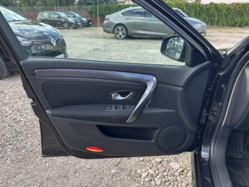 Renault Laguna III Hatchback 1.5 dCi 110KM 2010 Renault Laguna Salon PL/ Wymieniony rozrząd, zdjęcie 9