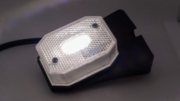 Габаритный фонарь светодиодный белый 12В/24В FT-001BI LED