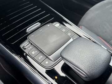 Mercedes GLA II Off-roader 1.3 180 136KM 2022 Mercedes-Benz GLA 180, zdjęcie 19