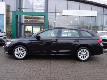 Skoda Octavia IV 2026 SKODA Octavia Drive Essence 1.5 TSI mHEV DSG 115KM, zdjęcie 1