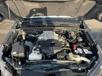 Toyota Hilux VIII Pojedyncza kabina Facelifting 2.4 D-4D 150KM 2024 Toyota Hilux Duble CAB 4x4 Klimatyzacja HAK, zdjęcie 9