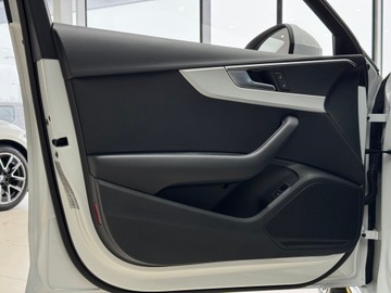 Audi A4 B9 Limousine Facelifting 2.0 35 TFSI 150KM 2023 Audi A4 Limousine 35 TFSI S Line S Tronic / Ambien, zdjęcie 10