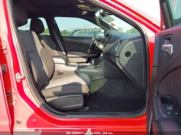 Dodge Charger VII 2015 Dodge Charger 2015 Dodge Charger 4dr Sdn RT RWD 5.7 Benzyna 370KM, zdjęcie 4