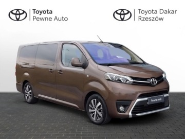 Toyota Proace II Furgon Medium 2.0 D-4D 177KM 2024 Toyota PROACE VERSO 2.0 D4-D Long VIP PROACE VERSO, zdjęcie 6