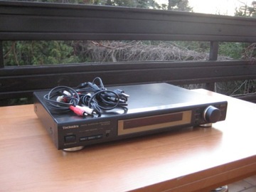 SH-AC300 Цифровой процессор объемного звучания Technics a1