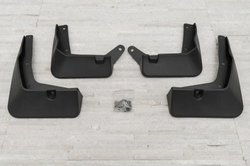 HYUNDAI KONA 2017+ КОМПЛЕКТ ЗАСЛОНОК