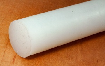 Полиэтиленовый ПЭ пластиковый стержень диаметром 40х1000мм.