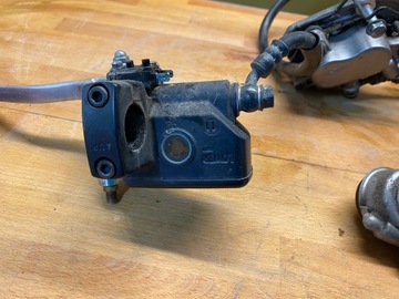 Передний тормоз в сборе для Honda VT 750 c2.