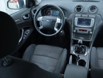 Ford Mondeo IV Kombi 2.0 Duratorq TDCi DPF 140KM 2009 Ford Mondeo 2.0 TDCi, Klima, Klimatronic, zdjęcie 6