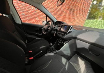 Peugeot 208 I Hatchback 3d 1.2 VTI 82KM 2013 Peugeot 208 Czujniki Parkowania Climatronic Alu Gwarancja w cenie Warszaw, zdjęcie 7