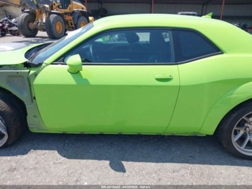 Dodge Challenger III 2023 Dodge Challenger RT Scat Pack Widebody 2023 6.4l 6.4 Benzyna 485KM, zdjęcie 2