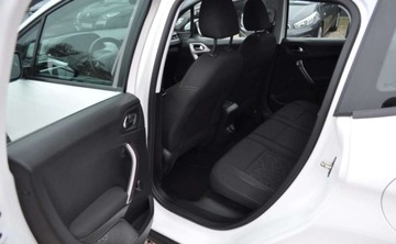 Peugeot 2008 I SUV 1.2 VTi 82KM 2013 Peugeot 2008 Benzyna Klimatyzacja 1.2 Benzyna 82KM, zdjęcie 16