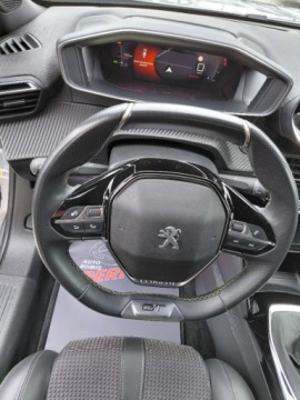 Peugeot 2008 II SUV 1.2 PureTech 130KM 2021 Peugeot 2008 GT Full LED Navi KAmera Klimatronik 1.2 Benzyna 130KM, zdjęcie 12
