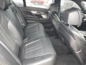 BMW Seria 7 G11-G12 2018 BMW Seria 7 750I 2018 4.4l 4.4 Benzyna 445KM, zdjęcie 10