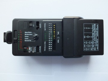 Canon AE-1 Program + Tokina SD 70-210 mm 1:4-5.6