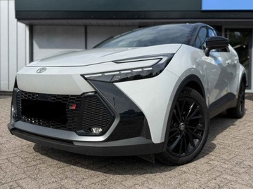 Toyota C-HR II SUV 1.8 Hybrid 140KM 2025 Od ręki - GR Sport 1.8 Hybrid Dynamic Force 140KM | Podgrzewane fotele!, zdjęcie 1