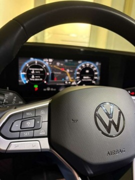 Volkswagen Passat B8 Variant Facelifting 2.0 TDI SCR 150KM 2024 Volkswagen Passat Variant 2.0 TDI 150 KM DSG LED Lane Assist Tempomat, zdjęcie 13