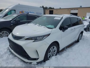 Toyota Sienna III 2022 Toyota Sienna XSE 2022 2.5 Hybryda 189KM, zdjęcie 1