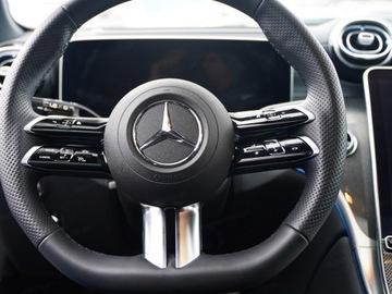 Mercedes GLC C254/X254 Coupe 2.0 200 204KM 2025 GLC Coupe 200 4-Matic AMG Line 2.0 (204KM) 2025, zdjęcie 9