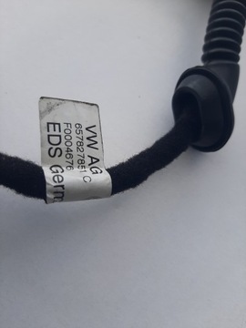 VZPĚRA/TLAKOVAČ ELELKTRICKÝ KRYT SKODA SCALA 657827851C