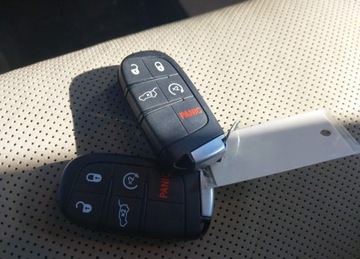 Jeep Grand Cherokee IV 2016 Jeep Grand Cherokee 2016r., Overland, 3.6L, od ubezpieczalni 3.6 Benzyna, zdjęcie 11