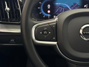 Volvo XC60 II 2022 Volvo XC 60 B4 D Essential / 1 właściciel / Salon, zdjęcie 19