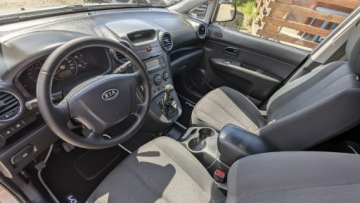 Kia Carens III 2011 Kia Carens 1.6CRDi 116PS OPŁACONY Bezwypadkowy, zdjęcie 15