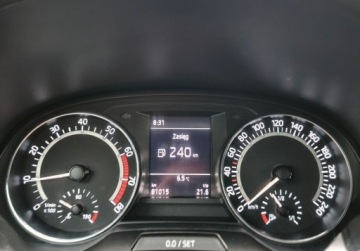 Skoda Fabia III Hatchback Facelifting 1.0 TSI 95KM 2021 Skoda Fabia Monte Carlo Pakiet Comfort, Panorama, Kamera cofania, KESSY, zdjęcie 22