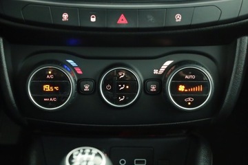 Fiat Tipo II Hatchback 1.4 T-Jet LPG 120KM 2016 Fiat Tipo 1.4 T-Jet, Navi, Klima, Klimatronic, zdjęcie 9