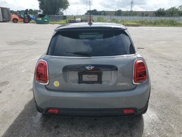 Mini Mini F56 2023 MINI Cooper SE 2023 Elektryczny 181KM, zdjęcie 2