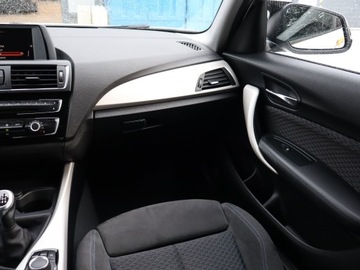 BMW Seria 1 F20-F21 Hatchback 5d Facelifting 2015 116i 109KM 2015 BMW 1 116i, Klima, Tempomat, Parktronic, zdjęcie 7