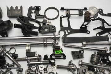 TRIUMPH ROCKET 3 R 20 БОЛТЫ ВИНТЫ