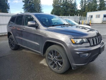 Jeep Grand Cherokee IV 2020 Jeep Grand Cherokee Laredo 2020 3.6l 3.6 Benzyna 293KM, zdjęcie 4