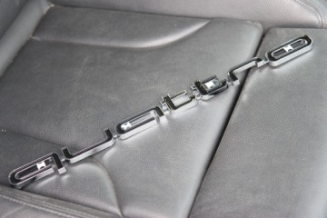 GRILL LOGO спереди надпись QUATTRO EMBLEM надпись STYLISH MP250