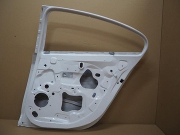 DVEŘE PRAVÝ ZADNÍ RENAULT FLUENCE