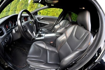 Volvo V60 I Kombi Facelifting 1.6 D2 115KM 2015 Volvo V60 LiFT Ocean Race 1,6 HDi Ledy Digital, zdjęcie 5