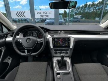 Volkswagen Passat B8 Variant 2.0 TDI BlueMotion SCR 150KM 2017 Volkswagen Passat Variant Asystent Navi GWARANCJA!, zdjęcie 7
