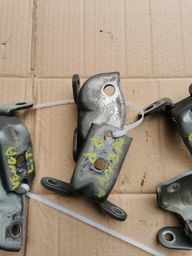 KIA VENGA PANTY DVEŘE PRAVÝ PŘEDNÍ 9A