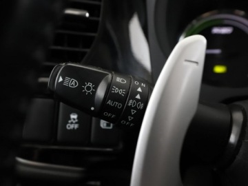Mitsubishi Outlander III SUV PHEV Facelifting 2017 2.0 203KM 2017 Mitsubishi Outlander PHEV 4x4 automat skóra el., zdjęcie 34