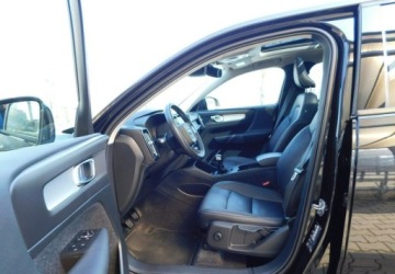 Volvo XC40 Crossover 2.0 D3 150KM 2020 Volvo XC 40 Skora Kamera Panorama Dach Model 2021r 2.0 Diesel 150KM, zdjęcie 15