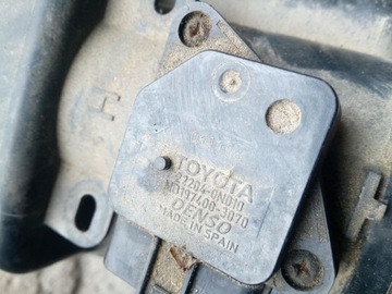 COROLLA VERSO II 04-09 POUZDRO FILTRU VZDUCHU